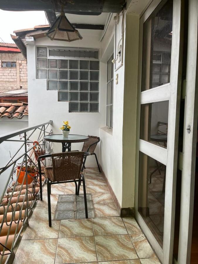Auberge de jeunesse House *